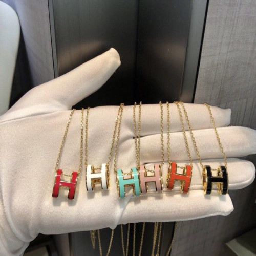 H**mes-necklace-2