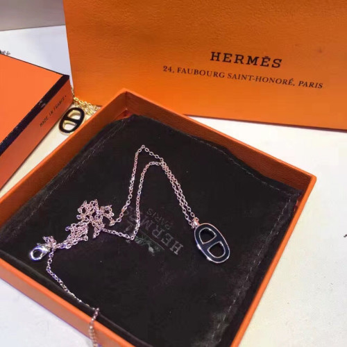 H**mes-necklace