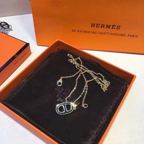 H**mes-necklace
