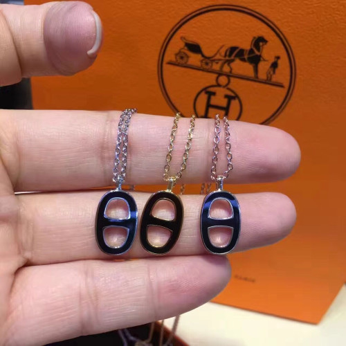 H**mes-necklace