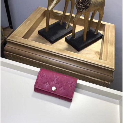 l0*is-V*t0n-6-key-holder-2