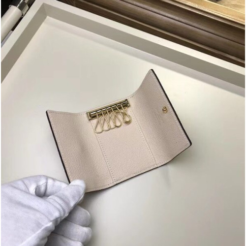 l0*is-V*t0n-6-key-holder-4