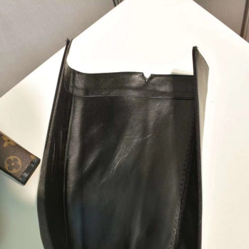 l0*is-V*t0n-boots-22