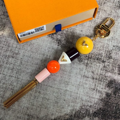 l0*is-V*t0n-key-holder-2