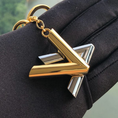 l0*is-V*t0n-key-holder