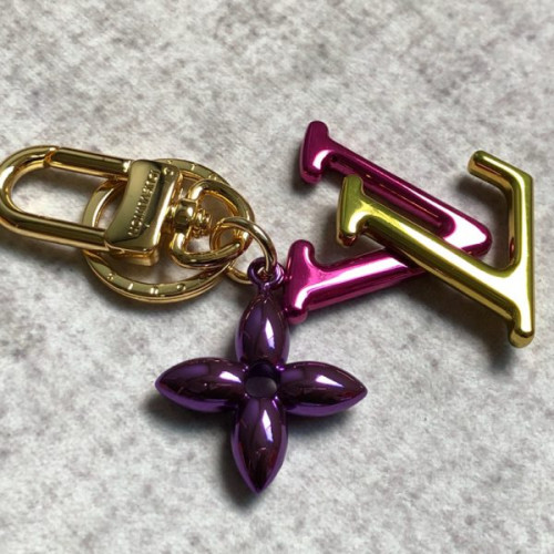 l0*is-V*t0n-key-ring-7