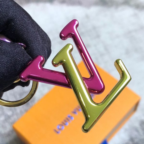 l0*is-V*t0n-key-ring-7