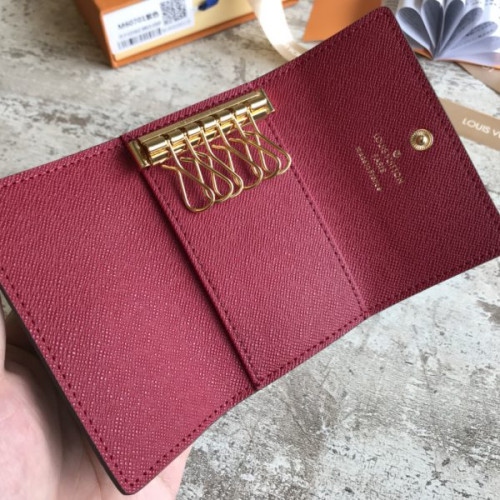 l0*is-V*t0n-monogram-key-case-2