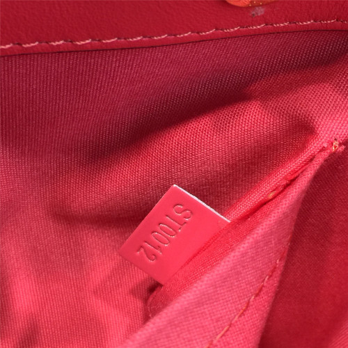 l0*is-V*t0n-montaigne-bb-replica-bag