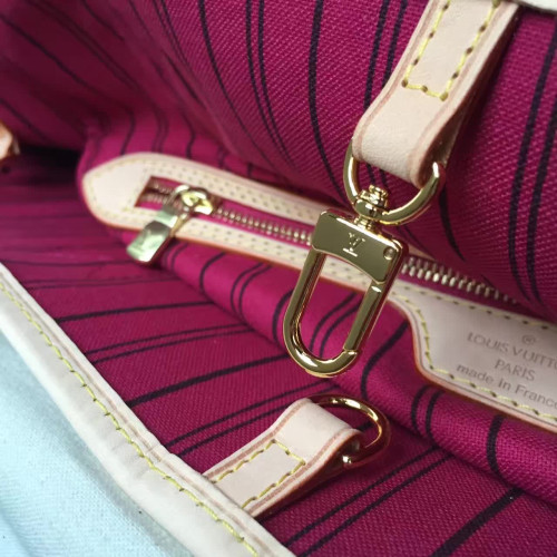 l0*is-V*t0n-neverfull-replica-bag