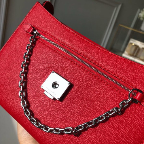 l0*is-V*t0n-saddle-bag