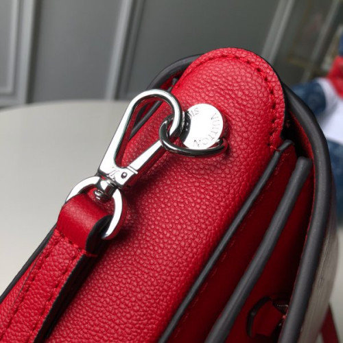 l0*is-V*t0n-saddle-bag