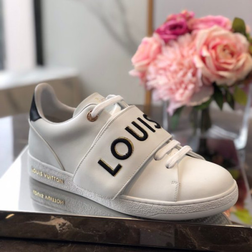 l0*is-V*t0n-shoes-154-2-5-5-4