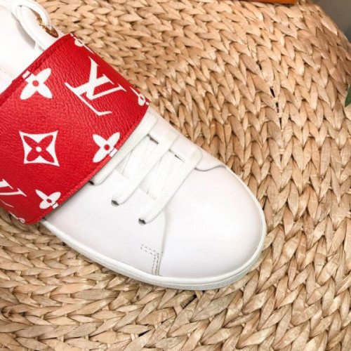 l0*is-V*t0n-shoes-154-2-5-5-8-3