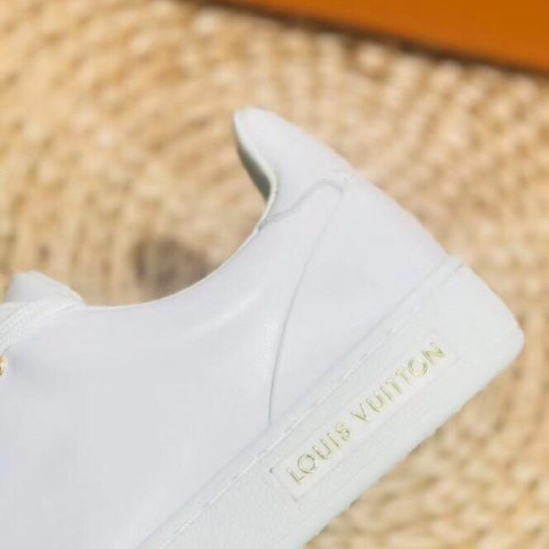 l0*is-V*t0n-shoes-154-2-5-5-8