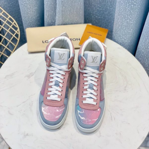 l0*is-V*t0n-shoes-5-6-7-2-3-6-4-2