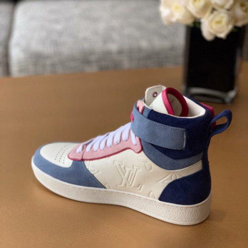 l0*is-V*t0n-shoes-5-6-7-2-3-6-4-3-2-4