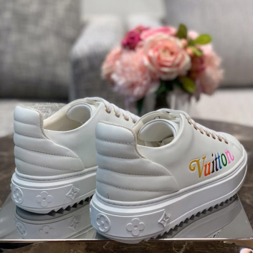 l0*is-V*t0n-shoes-5-6-7-2-3-6-4-3-2-5