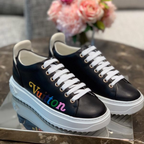 l0*is-V*t0n-shoes-5-6-7-2-3-6-4-3-2-6