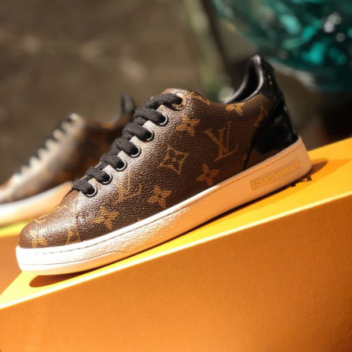 l0*is-V*t0n-shoes-58