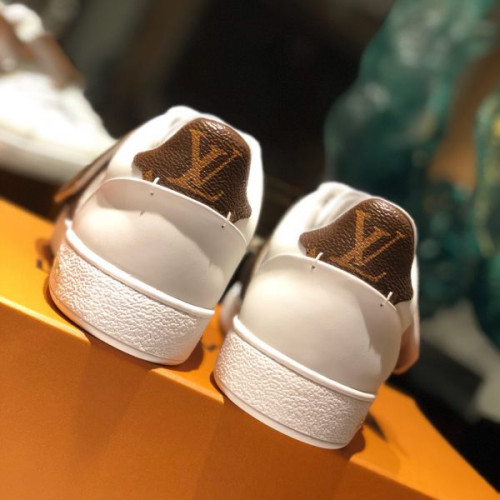 l0*is-V*t0n-shoes-63