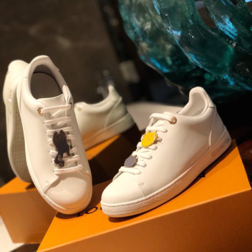 l0*is-V*t0n-shoes-67