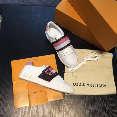 l0*is-V*t0n-sneakers-9