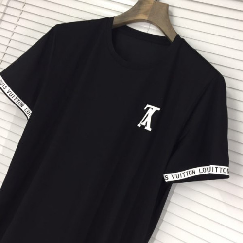 l0*is-V*t0n-t-shirt-27