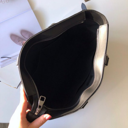 l0*is-V*t0n-tadao-pm-tote-bag