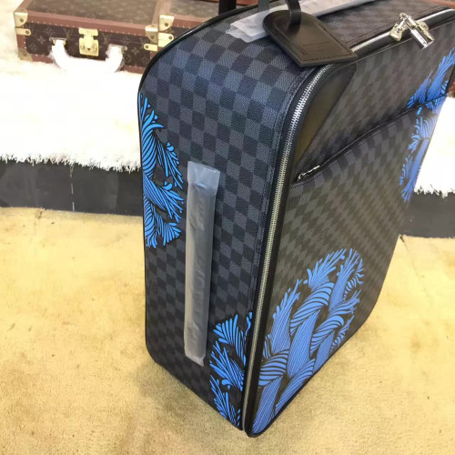 l0*is-V*t0n-travel-box-replica-bag-4