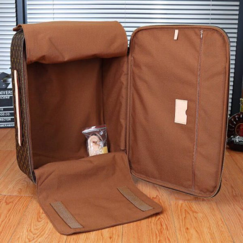 l0*is-V*t0n-travel-box