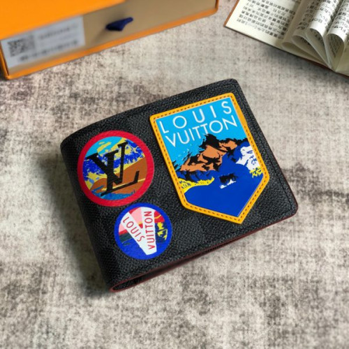 l0*is-V*t0n-wallet-33