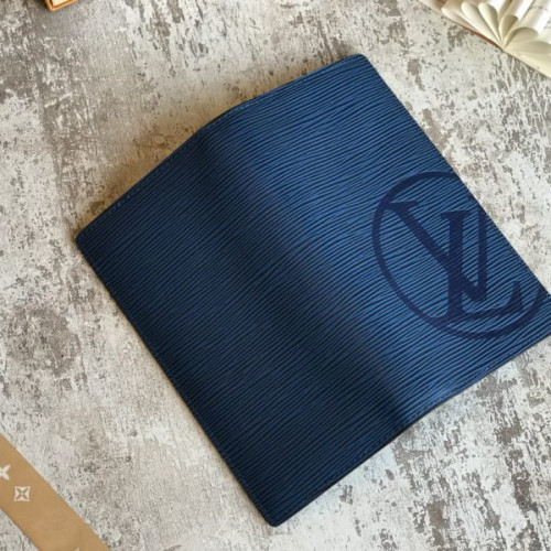 l0*is-V*t0n-wallet-37