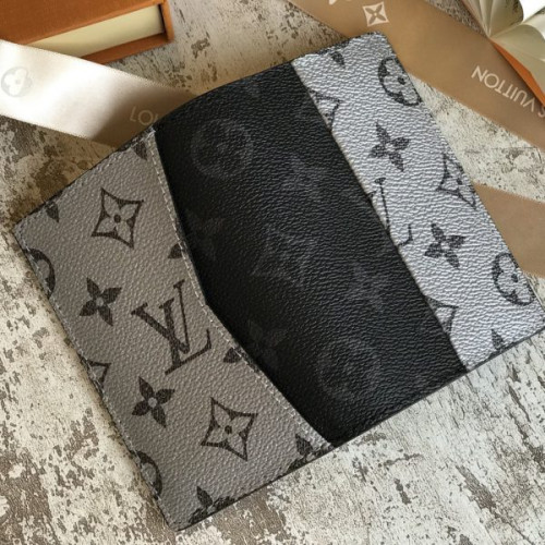 l0*is-V*t0n-wallet-43