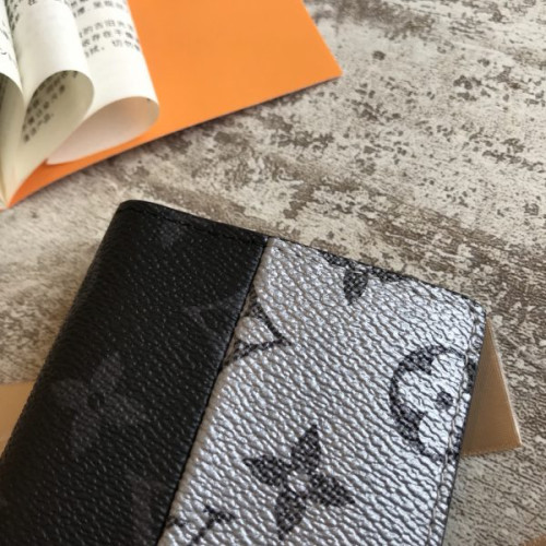 l0*is-V*t0n-wallet-43