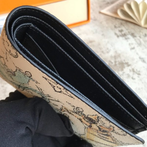 l0*is-V*t0n-wallet-50