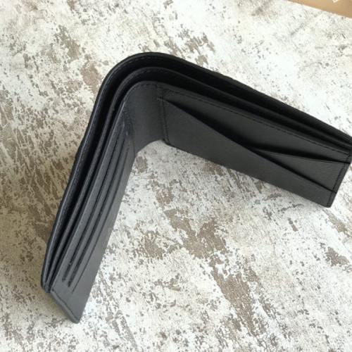 l0*is-V*t0n-wallet-52