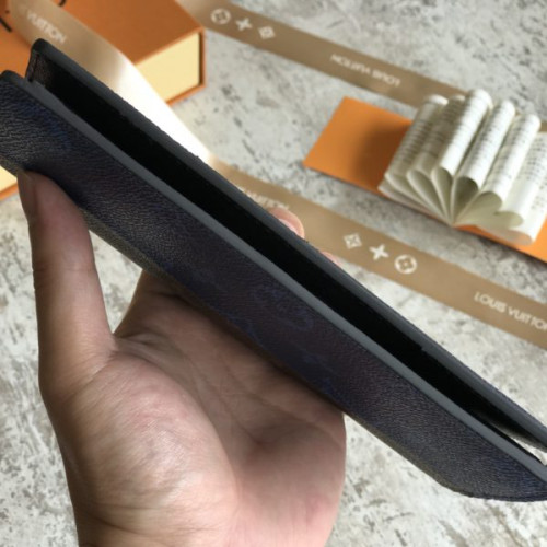 l0*is-V*t0n-wallet-53