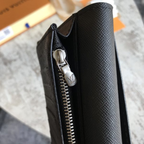 l0*is-V*t0n-wallet-55