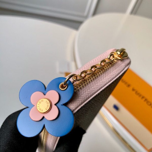 l0*is-V*t0n-wallet-71