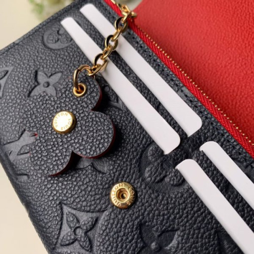 l0*is-V*t0n-wallet-74