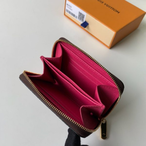 l0*is-V*t0n-wallet-77