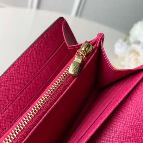 l0*is-V*t0n-wallet-78