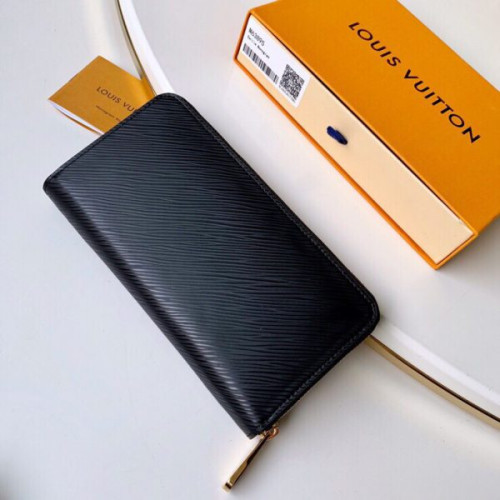 l0*is-V*t0n-wallet-79