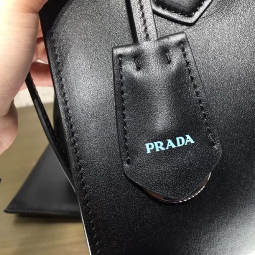 Pra*a-bag-12