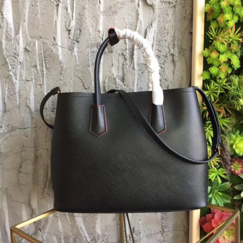 Pra*a-bibliotheque-3