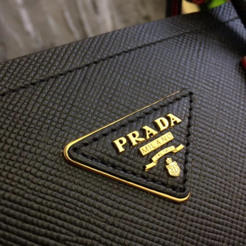 Pra*a-bibliotheque-3