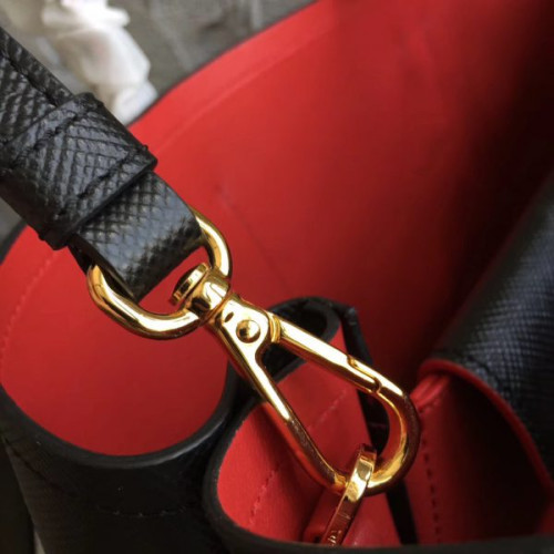 Pra*a-bibliotheque-3