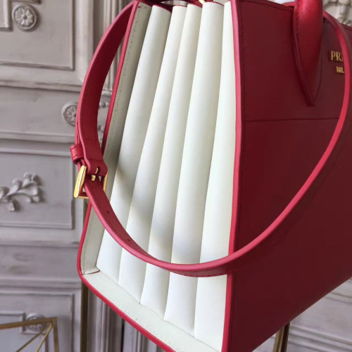Pra*a-bibliotheque-replica-bag-red-11