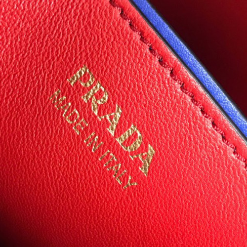 Pra*a-double-saffiano-bag-8